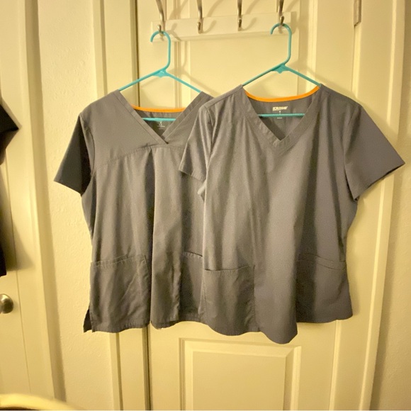 SCRUBSTAR UNISEX SETS!! 2 SETS + AN EXTRA TOP! M & L! - Picture 8 of 14